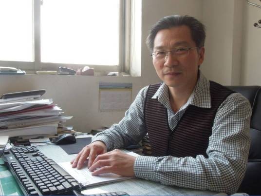 彭浪（武汉学院会计及金融学院常务副院长）