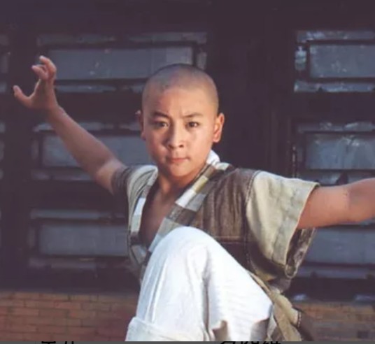 释小龙（古装喜剧《乌龙闯情关》中的角色）