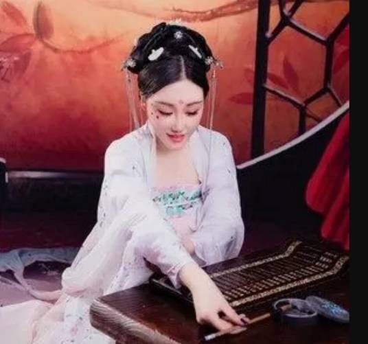 一梦千年（由郭昱含演唱的歌曲）