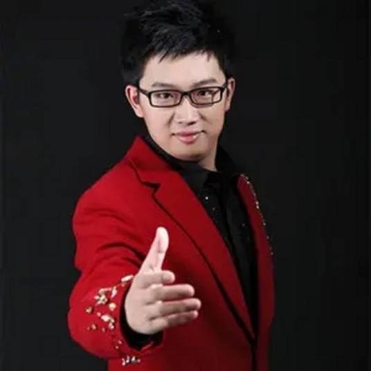 东方为什么红（操奕恒演唱的红色歌曲）