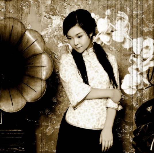 她（董贞演唱歌曲）
