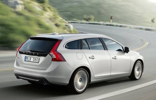 2012款沃尔沃V60 T6 R-Design运动版