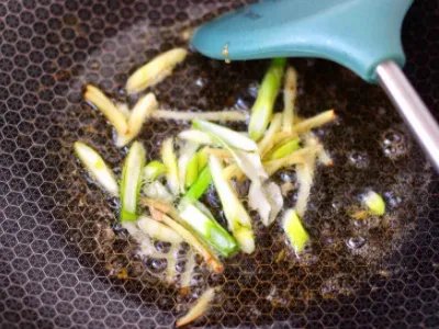 绿豆芽怎么炒好吃?