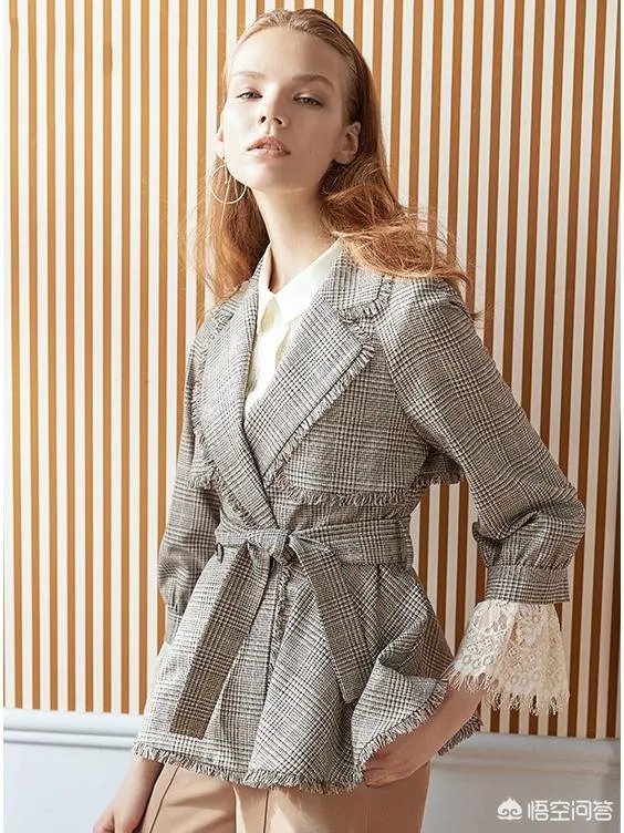 今年秋季流行什么衣服?