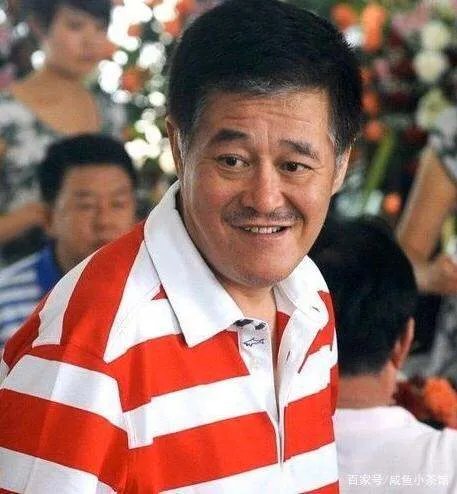 赵本山的原配葛淑珍是个什么样的人,现在过得好吗?