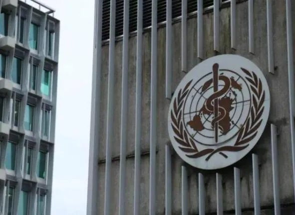 为何有人说瑞典第1个向新冠疫情“投降”,是害人又害己呢?