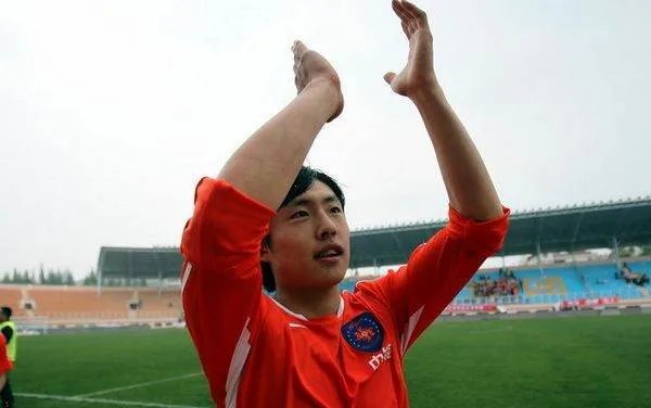 郑龙的介绍