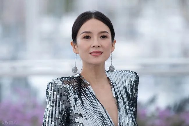 章子怡开蚌是什么梗