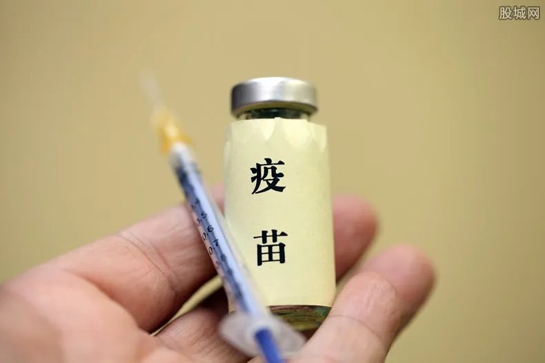 5.6万人接种疫苗离境后无一感染 中国疫苗很安全