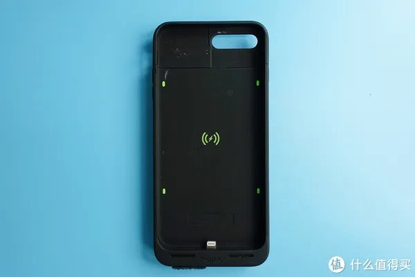 IP8最吸引我的地方,它帮我解决了—Apple 苹果 Mophie 背夹电池充电宝 使用评测