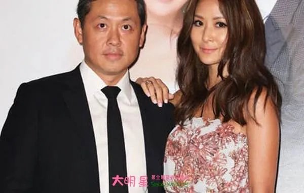 孙芸芸和廖镇汉各玩各的要离婚 廖镇汉年轻时候的照片