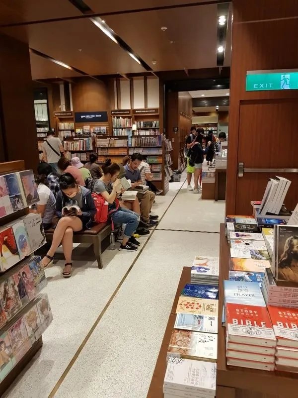 诚品书店为什么这么出名?