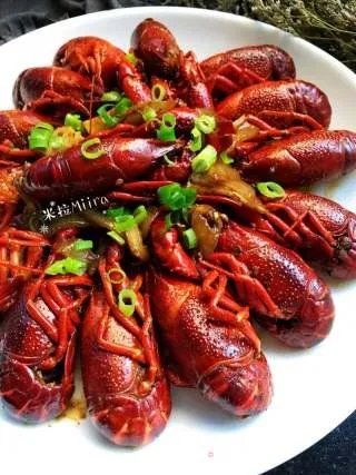 麻辣小龙虾