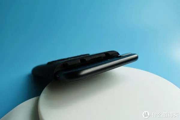 IP8最吸引我的地方,它帮我解决了—Apple 苹果 Mophie 背夹电池充电宝 使用评测