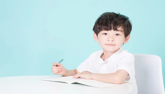 描写夏天的四字词语 描写夏天的四字词语有哪些