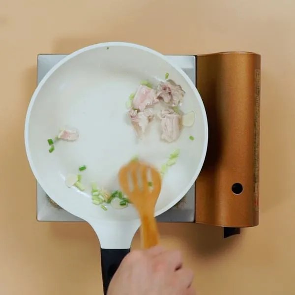 绿豆芽怎么炒好吃?