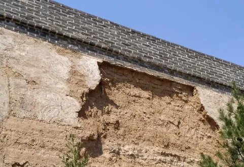 平遥古城积水严重墙体坍塌,古城墙体为何如此不堪一击?