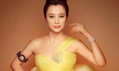 女驸马的歌词是什么?