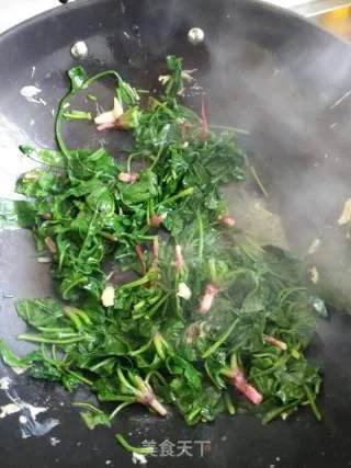 菠菜炒鸡蛋