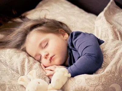 幼儿急疹眼睛肿图片 幼儿急疹有哪些症状