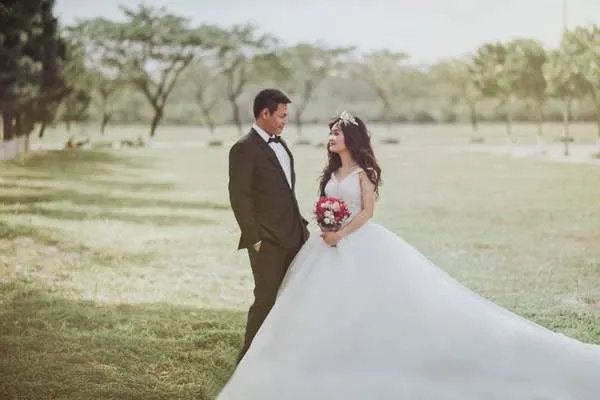 想要在公园里求婚,该怎么做?