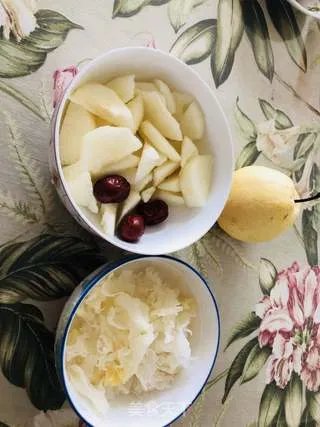 雪梨银耳汤