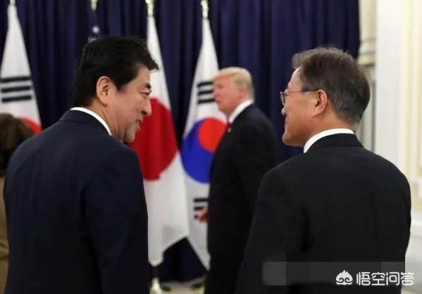 安倍与文在寅会谈遭遇“下马威”,回到日本将如何交差?
