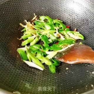 炒猪肝