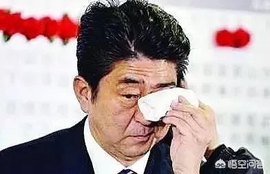安倍与文在寅会谈遭遇“下马威”,回到日本将如何交差?