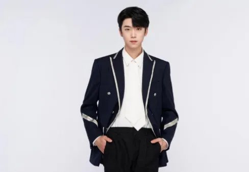 张嘉元称哇唧唧哇和我哇唧娱乐有什么关系,你对此有什么看法?