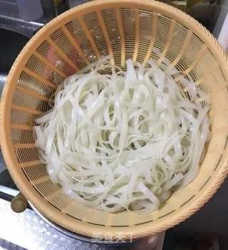 炒河粉