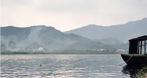 李白的古诗《汪赠伦》全文是什么?