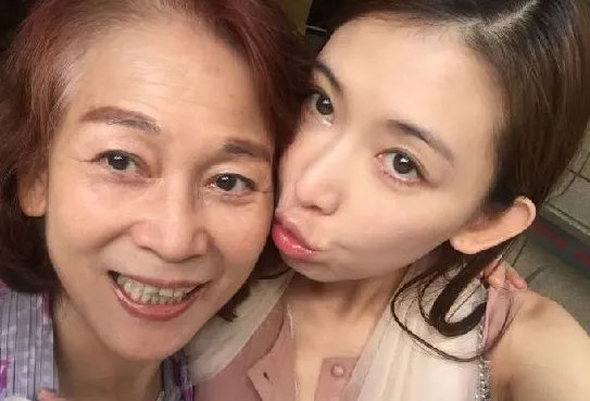 林志玲 妈妈