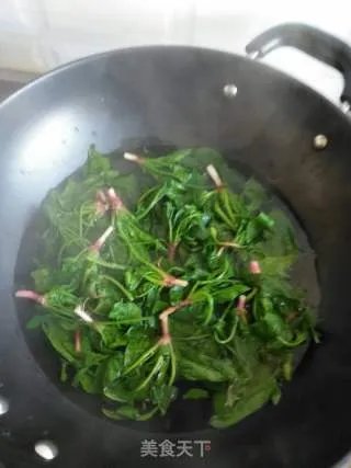 菠菜炒鸡蛋