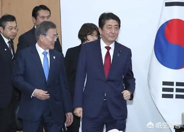 安倍与文在寅会谈遭遇“下马威”,回到日本将如何交差?
