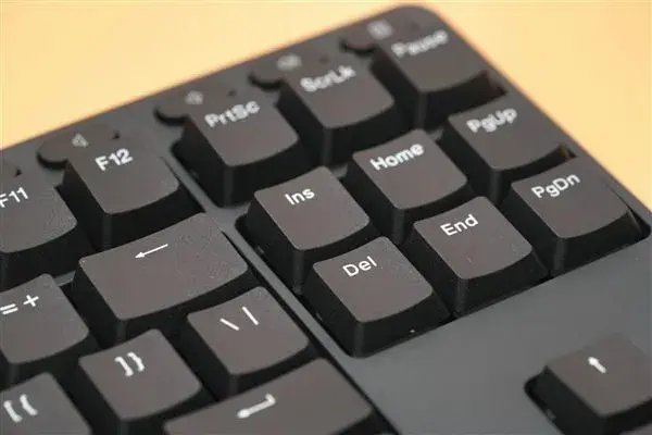 键盘打不了字按哪个键恢复(键盘失灵恢复步骤)