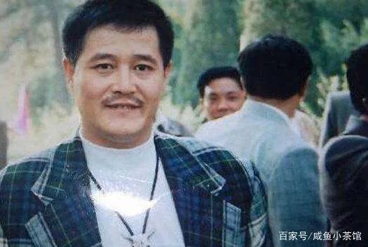赵本山的原配葛淑珍是个什么样的人,现在过得好吗?