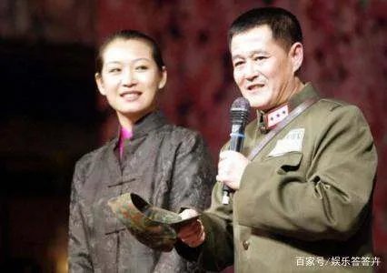 赵本山的原配葛淑珍是个什么样的人,现在过得好吗?