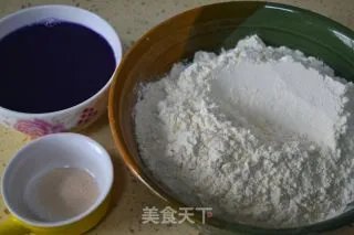 紫甘蓝馒头