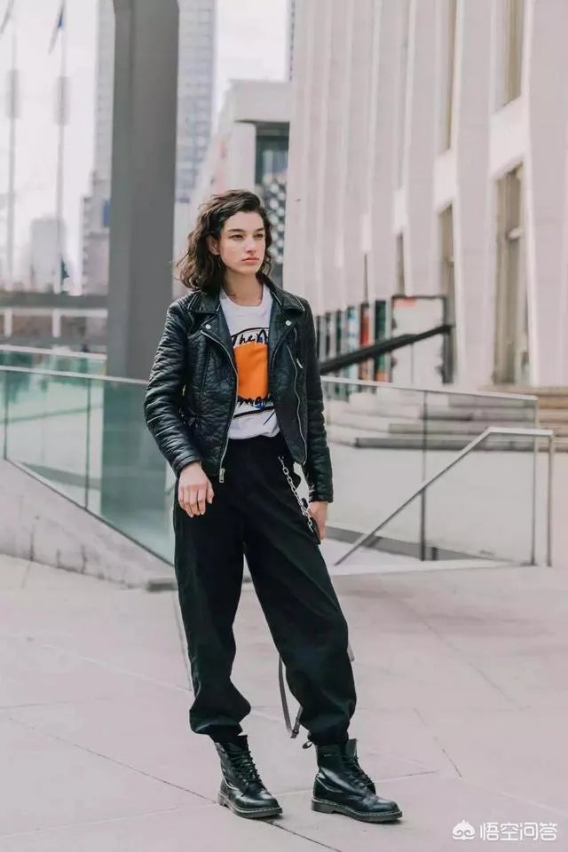 今年秋季流行什么衣服?