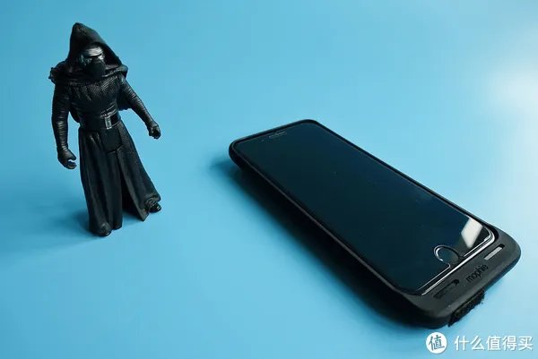 IP8最吸引我的地方,它帮我解决了—Apple 苹果 Mophie 背夹电池充电宝 使用评测