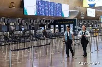 为何有人说瑞典第1个向新冠疫情“投降”,是害人又害己呢?