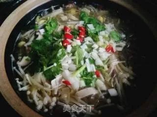 鸭血粉丝汤