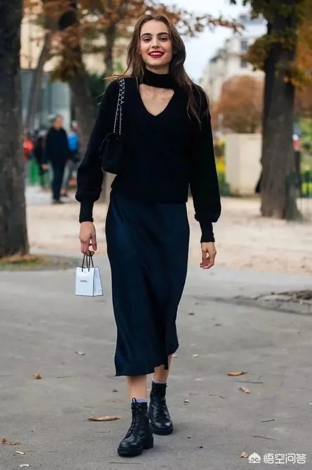 今年秋季流行什么衣服?