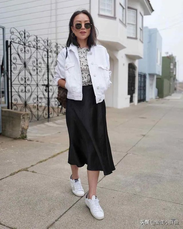 今年秋季流行什么衣服?