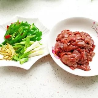 炒猪肝