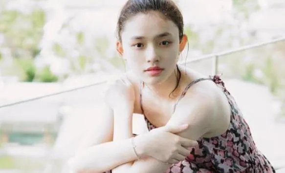 林允方否认恋情怎么回事?星女郎林允个人资料