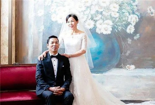 结婚30年是指什么婚 夫妻结婚30年应该送什么礼物作纪念