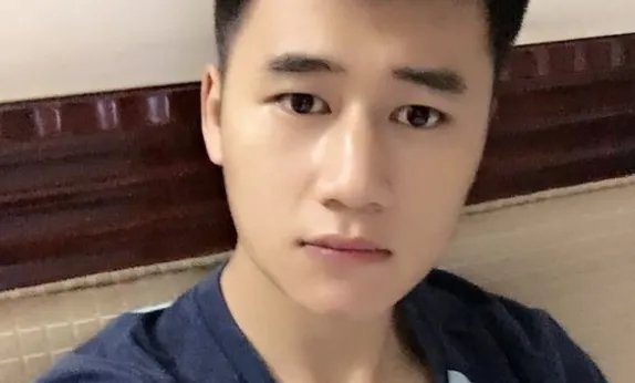 江西乐安命案嫌犯姐姐劝弟自首,弟弟回家她真的会报警吗?