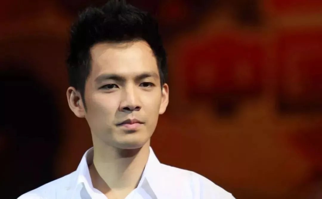 藏了15年的钟汉良妻子终于被曝光,看了照片,难怪不公开,你怎么看?